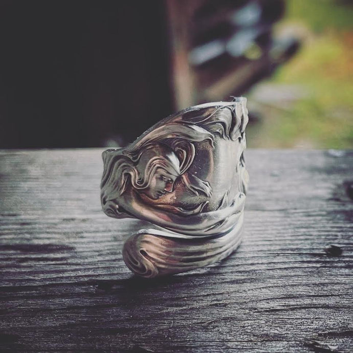 1904 Les Secrets De Fleurs Spoon Ring